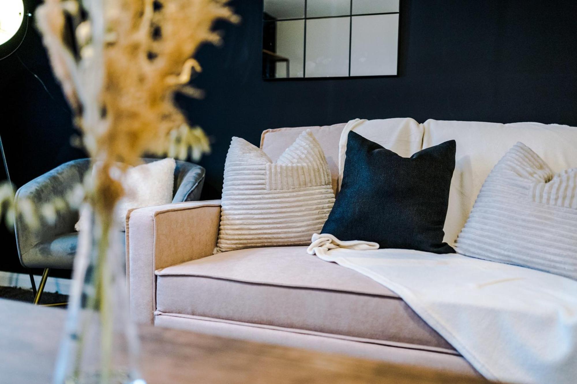 Rest&Recharge At A Spacious Townhouse By The Etihad Manchester Exterior foto